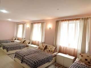 Отели типа «постель и завтрак» ApartHotel in Alaverdi Алаверди Односпальная кровать в общем номере-3